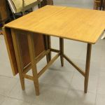 851 6320 GATE-LEG TABLE